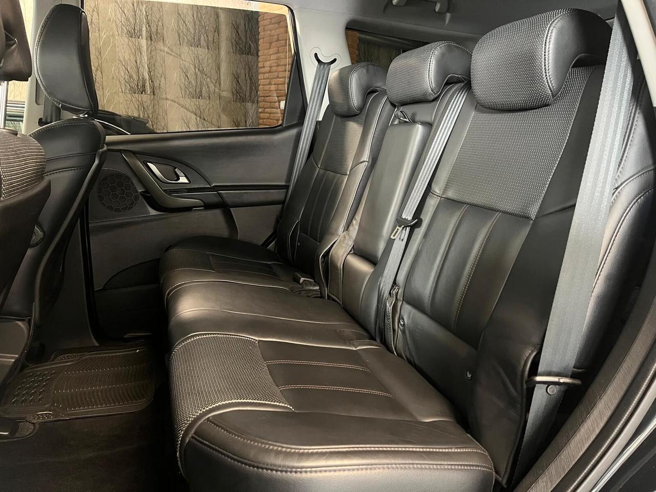 Mahindra XUV500 2.2 16V FWD W8
