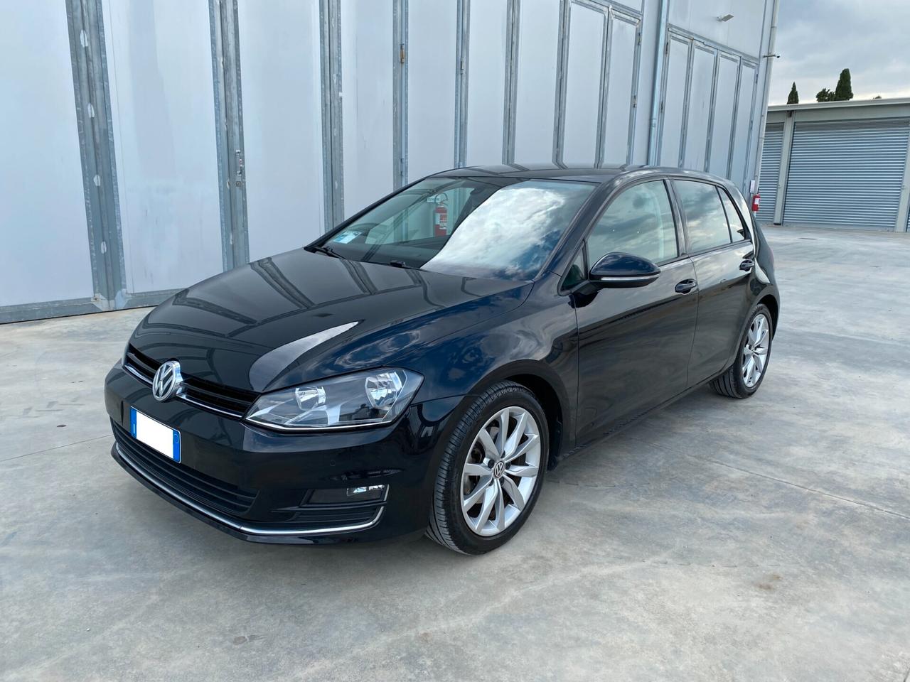 Volkswagen Golf 2.0 TDI 5p. Highline BlueMotion Technology