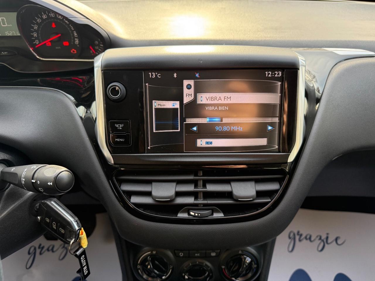 Peugeot 208 1.4 VTi 95 CV 5p - Neopatentati