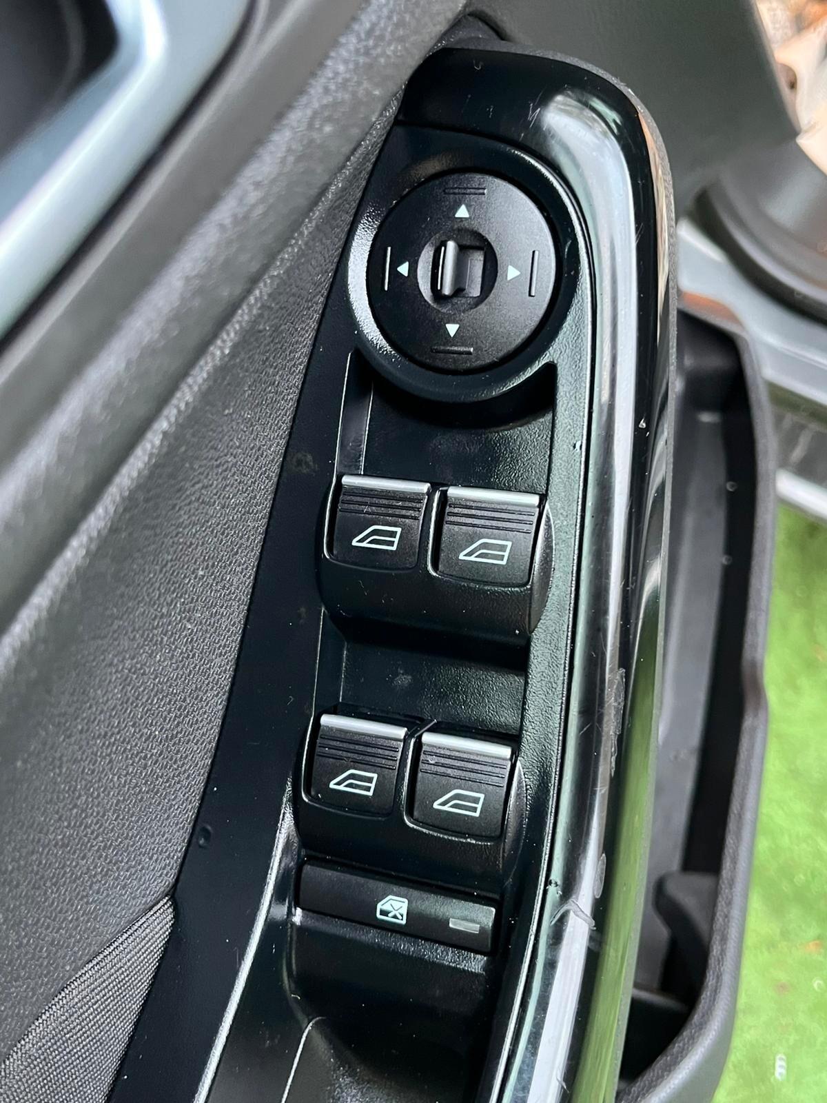 Ford Fiesta 1.4 5 porte Bz.- GPL Black & White Edition