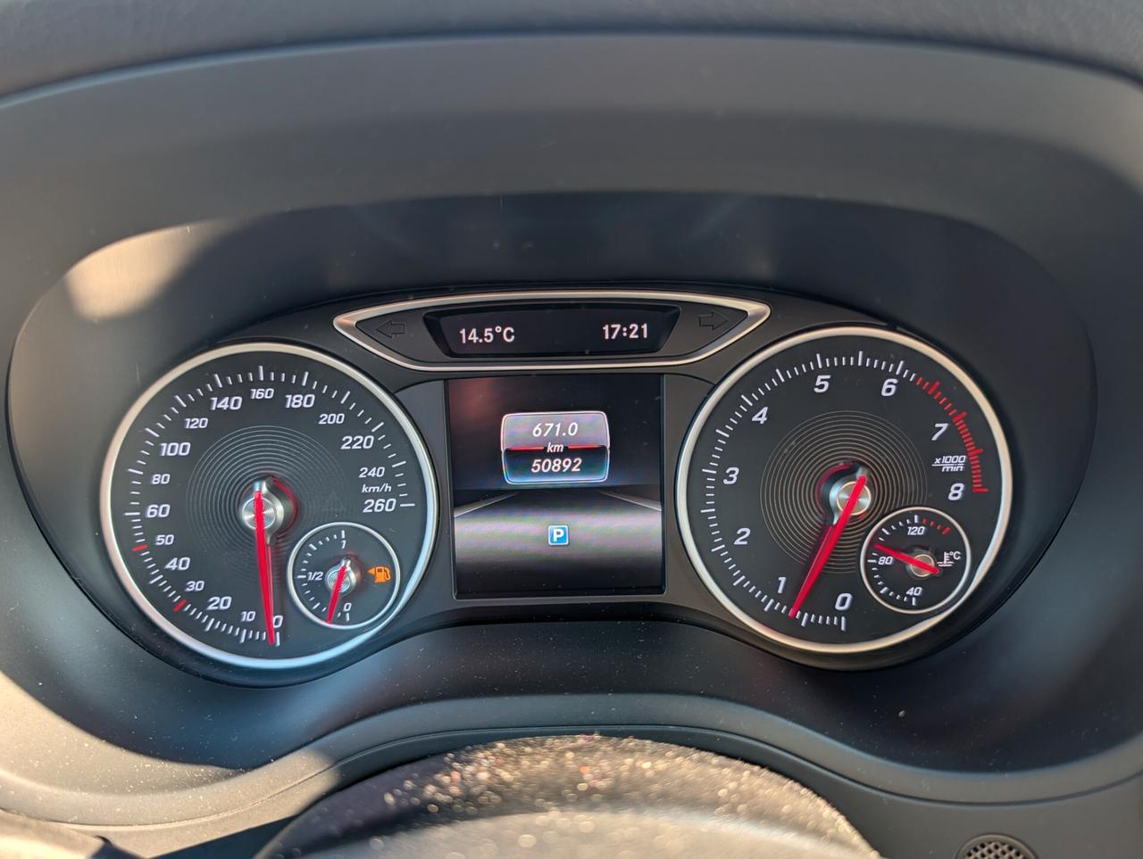 Mercedes-benz B 180 Premium