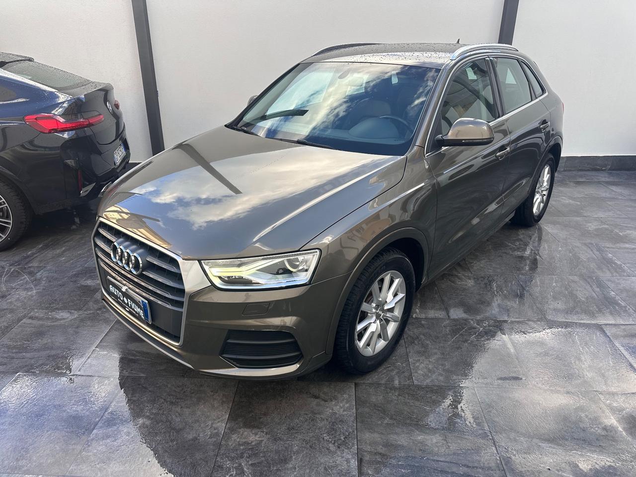 Audi Q3 2.0 TDI 120 CV Design