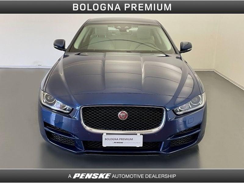 Jaguar XE 2.0 D Turbo 180CV aut. Prestige