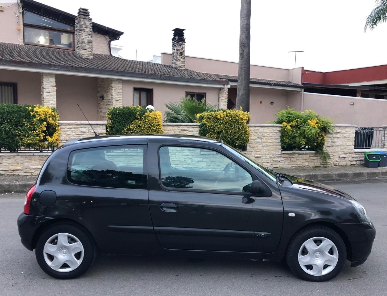 RENAULT CLIO 1.5 DIESEL DYNAMIQ