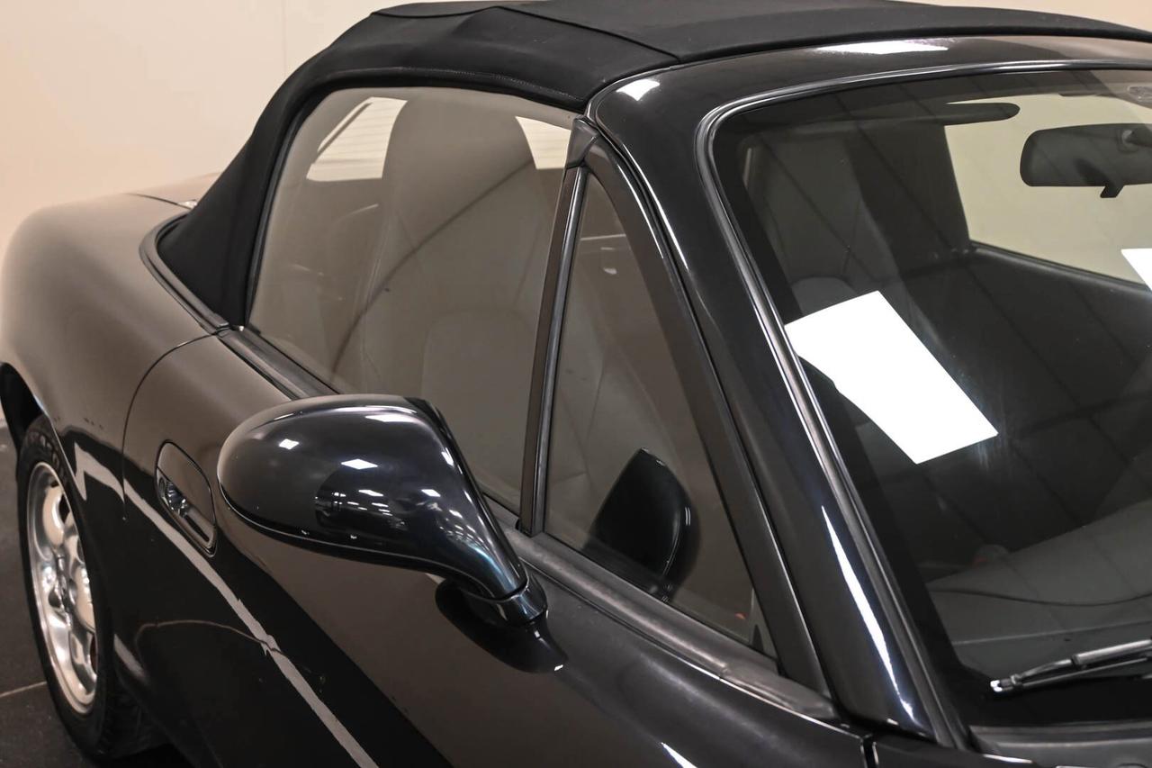 MAZDA MX-5 Collection'04 MX-5 1.6i 16V cat Vani...