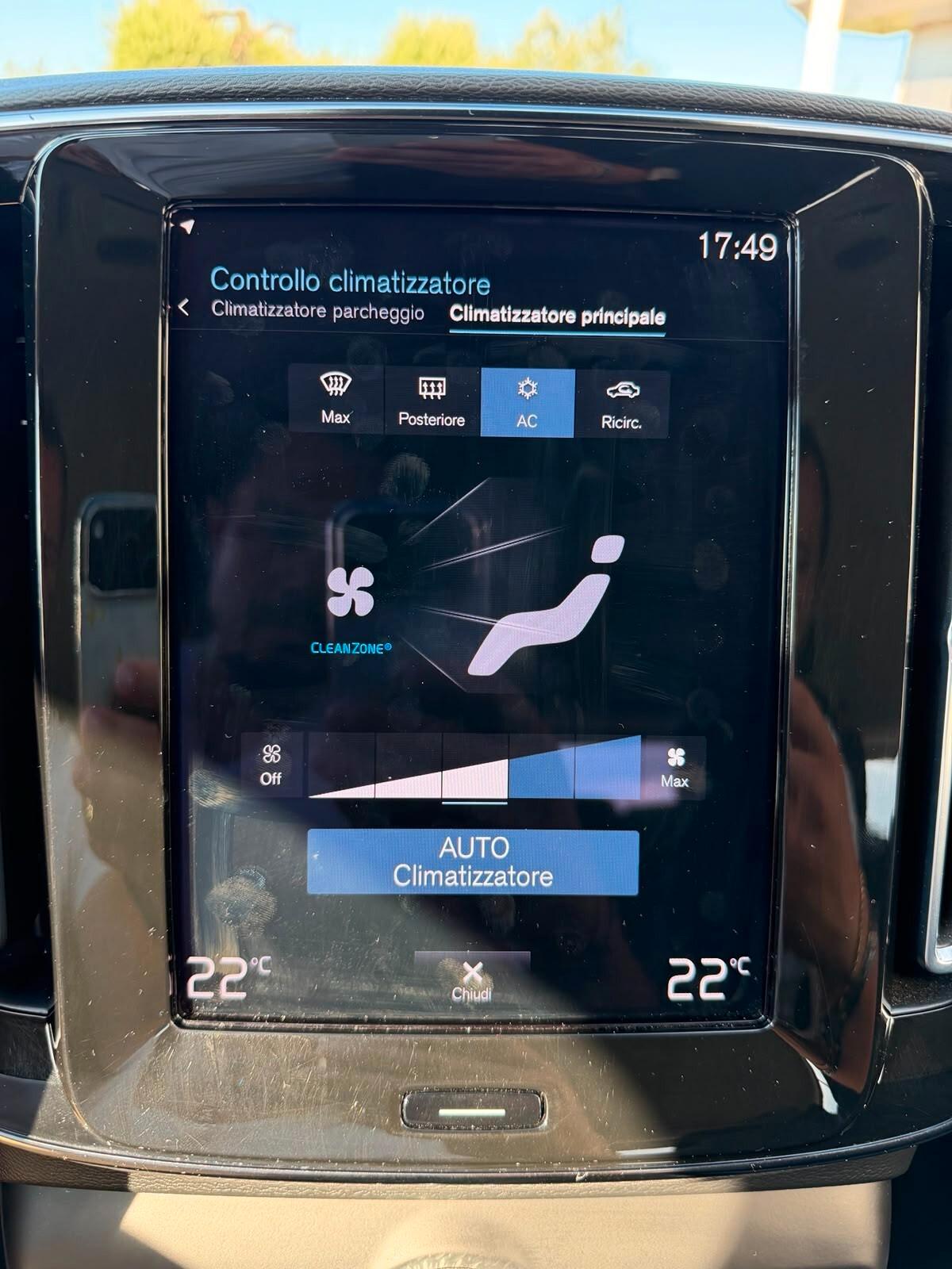 Volvo XC40 T4 Recharge Plug-in Hybrid automatico Essential