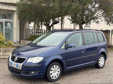 Volkswagen Touran 2.0 Ecofuel 7 Posti
