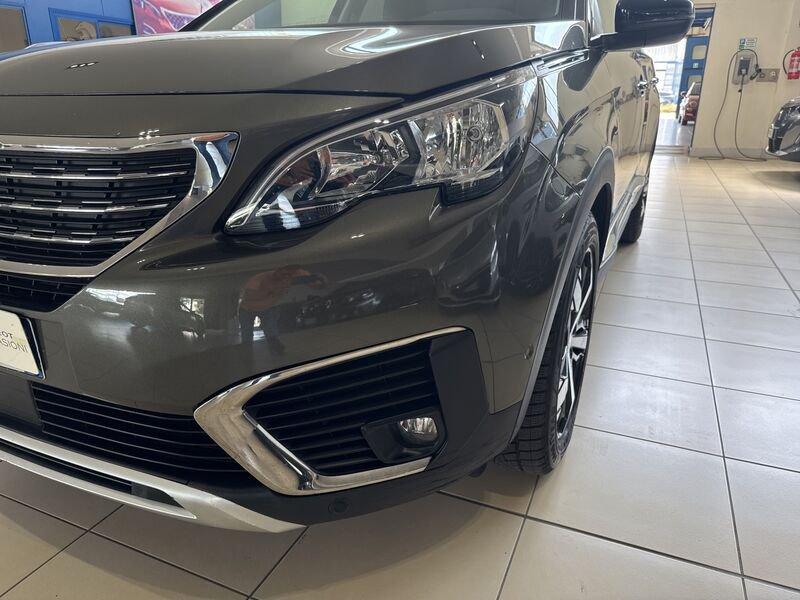Peugeot 5008 PureTech Turbo 130 EAT8 S&S Allure