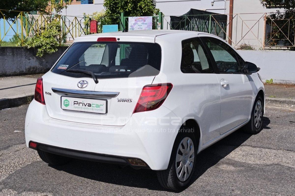 TOYOTA Yaris 1.0 3 porte Active