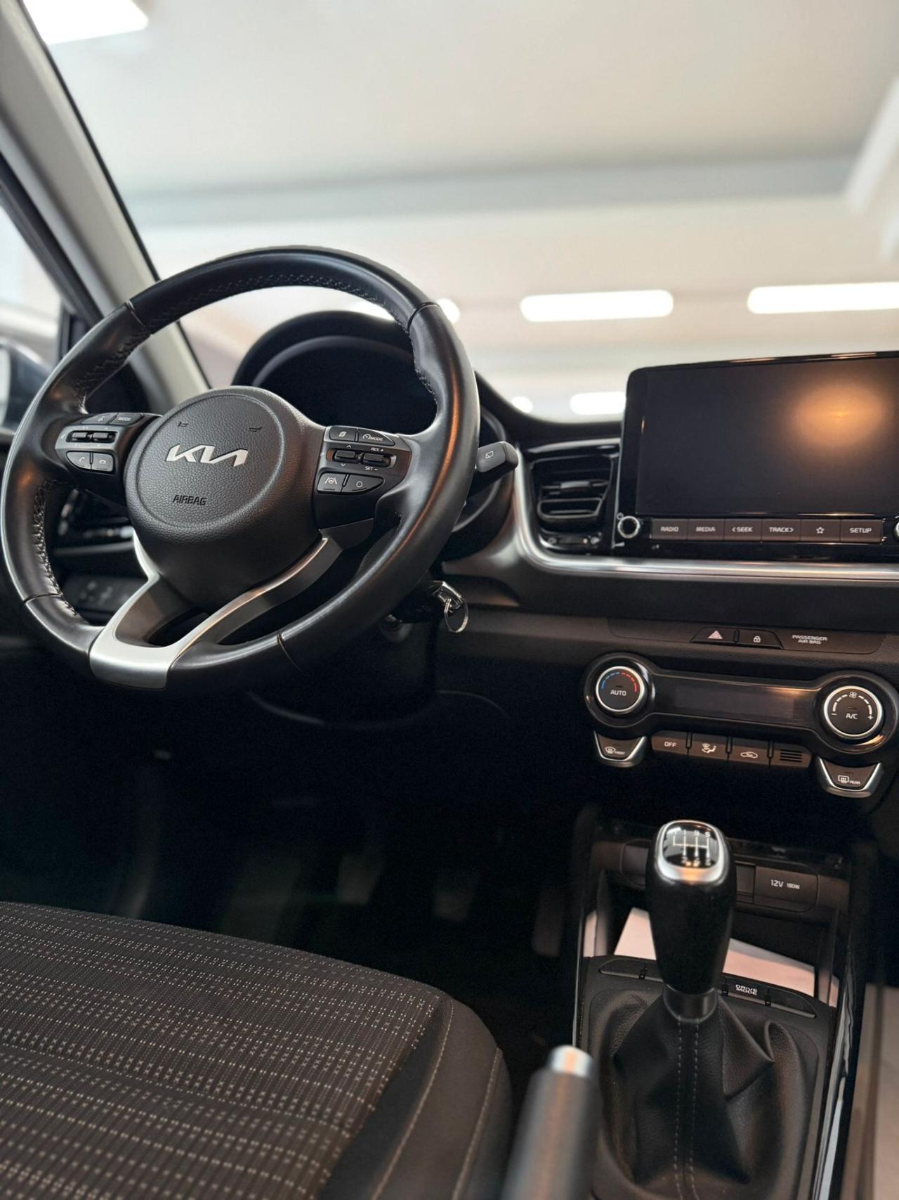 Kia Stonic 1.0 T-GDi 100 CV MHEV MT Style