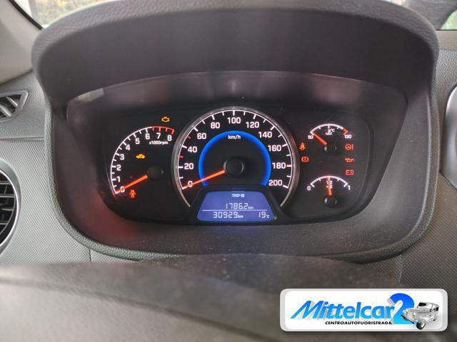 HYUNDAI i10 1.0 MPI Advanced