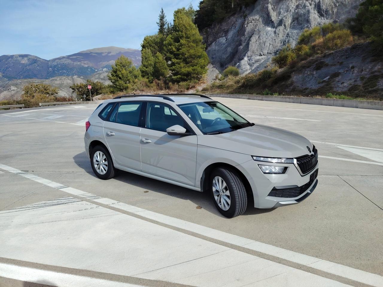 Skoda Kamiq 1.0 G-Tec Ambition Aziendale-Permute-Gommata-1Proprietario