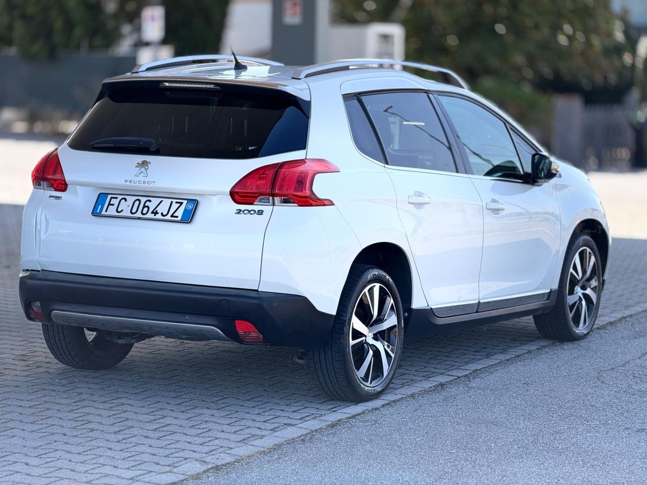 Peugeot 2008 1.6 diesel 2016