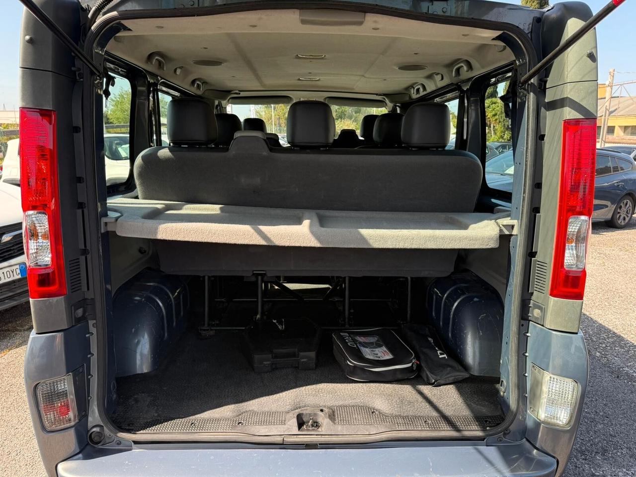 Renault Trafic 2.0 DCI 9 POSTI PULMINO