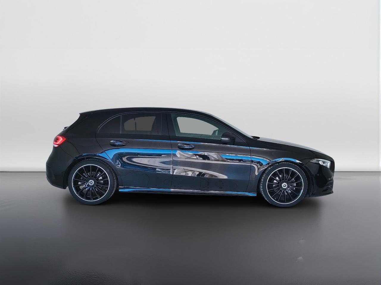 Mercedes-Benz Classe A - W177 2018 - A 200 d Premium Night edition 4matic auto