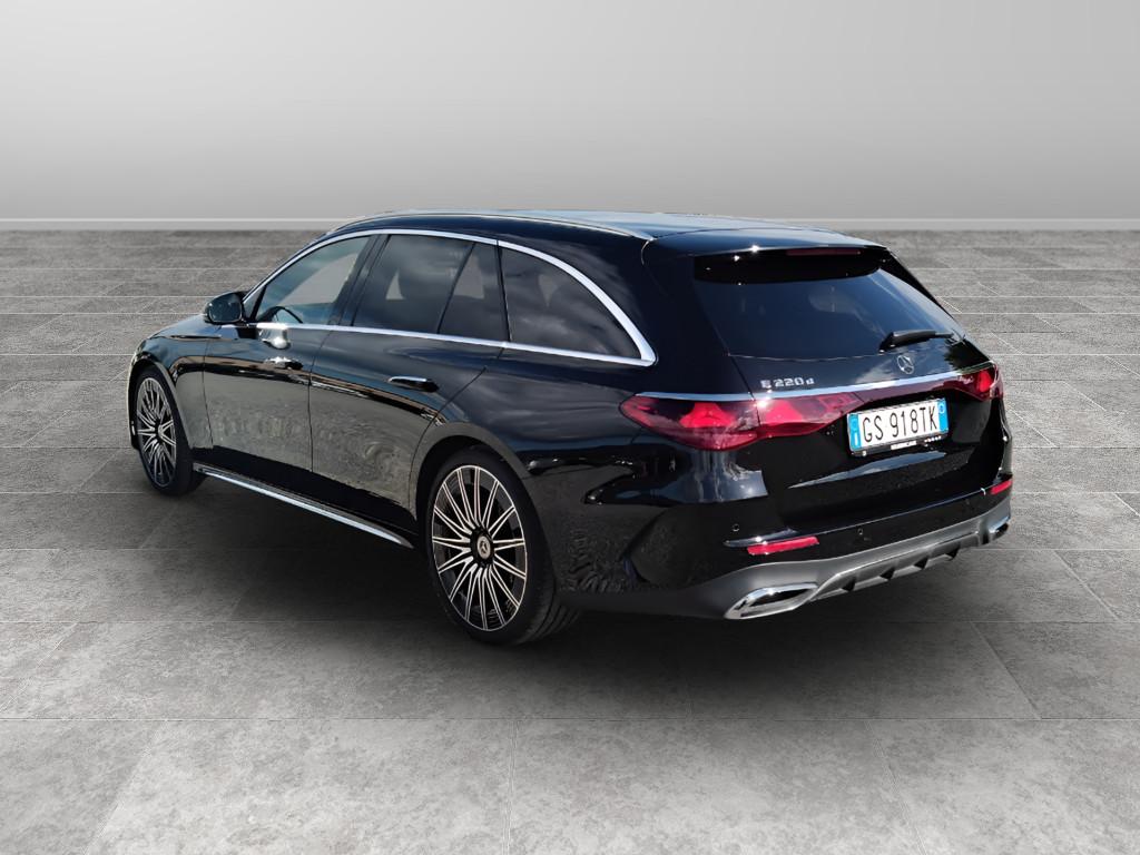 Mercedes-Benz Classe E - S214 SW - E SW 220 d AMG Line Premium Plus auto