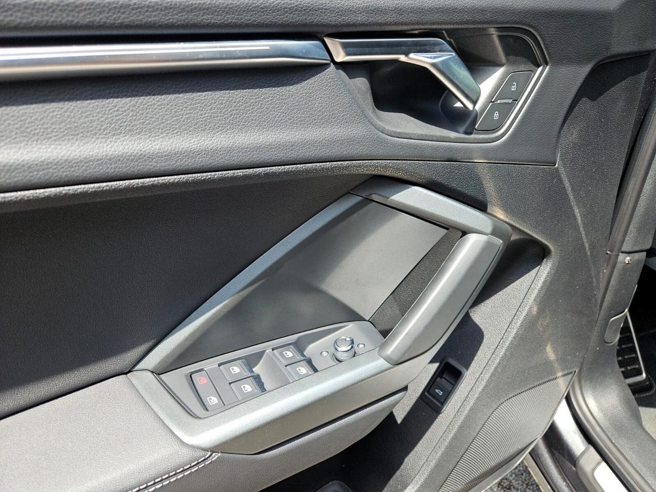 Audi Q3 SPB 35 TDI S tronic line Black Identity