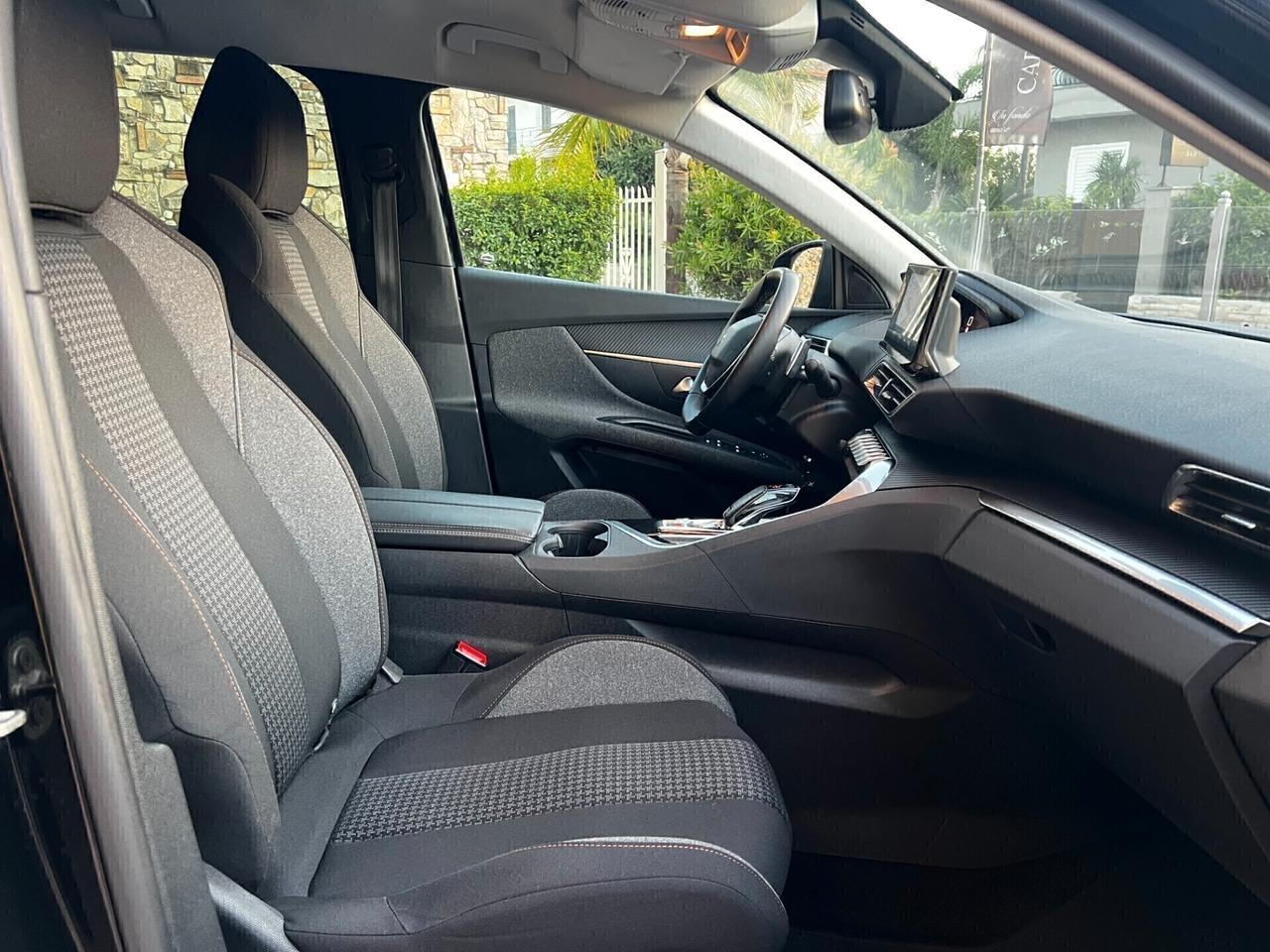 Peugeot 3008 BlueHDi 130 CV-AUTO-2021