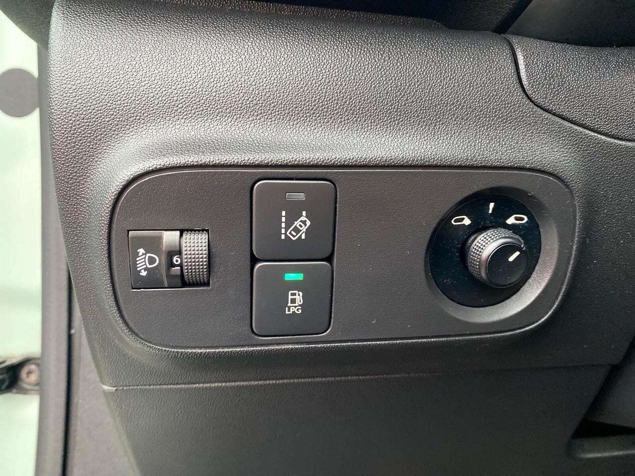 Citroen C3 PureTech 82 GPL Feel