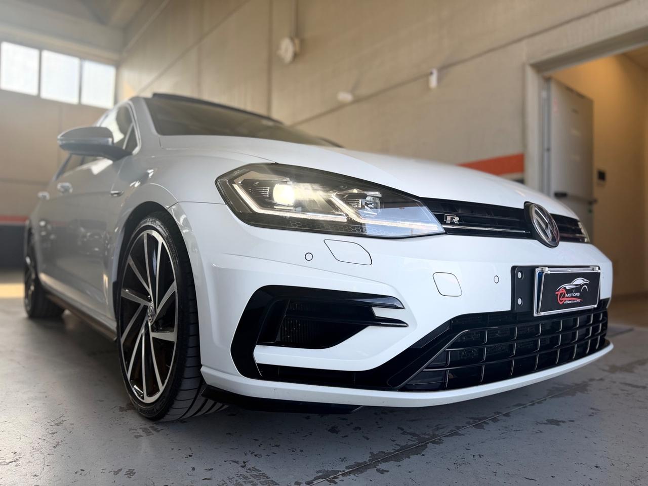 Volkswagen Golf R 2.0 TSI DSG 4MOTION 5p. BMT