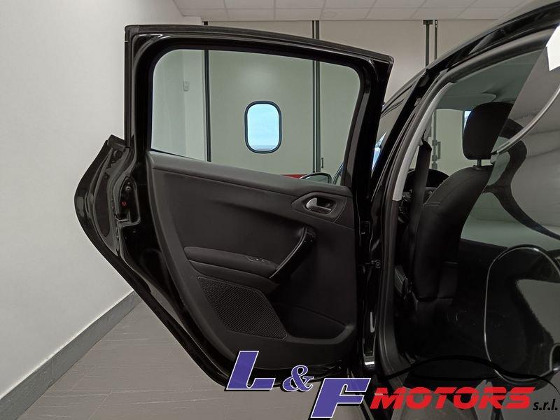 Peugeot 208 1.2 BENZ. ALLURE 5 P