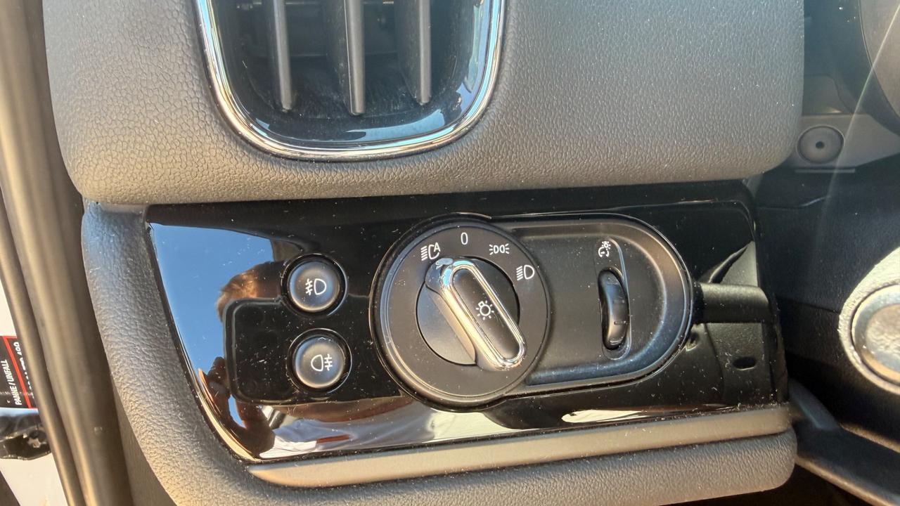 Mini Cooper Countryman 1.5 Hype