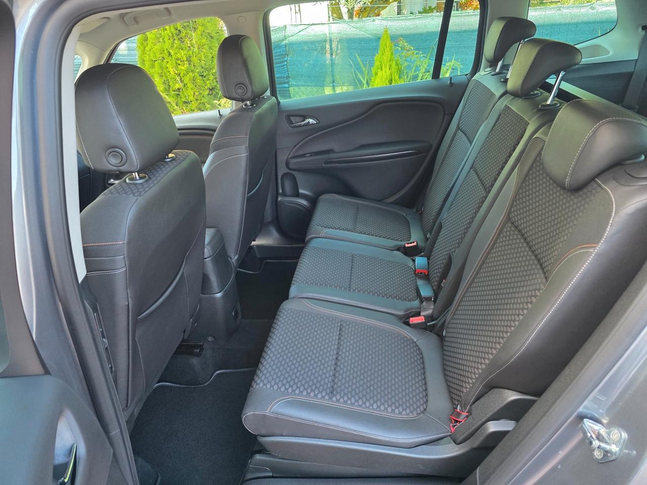 Opel Zafira 1.6ECO FUEL TOURER