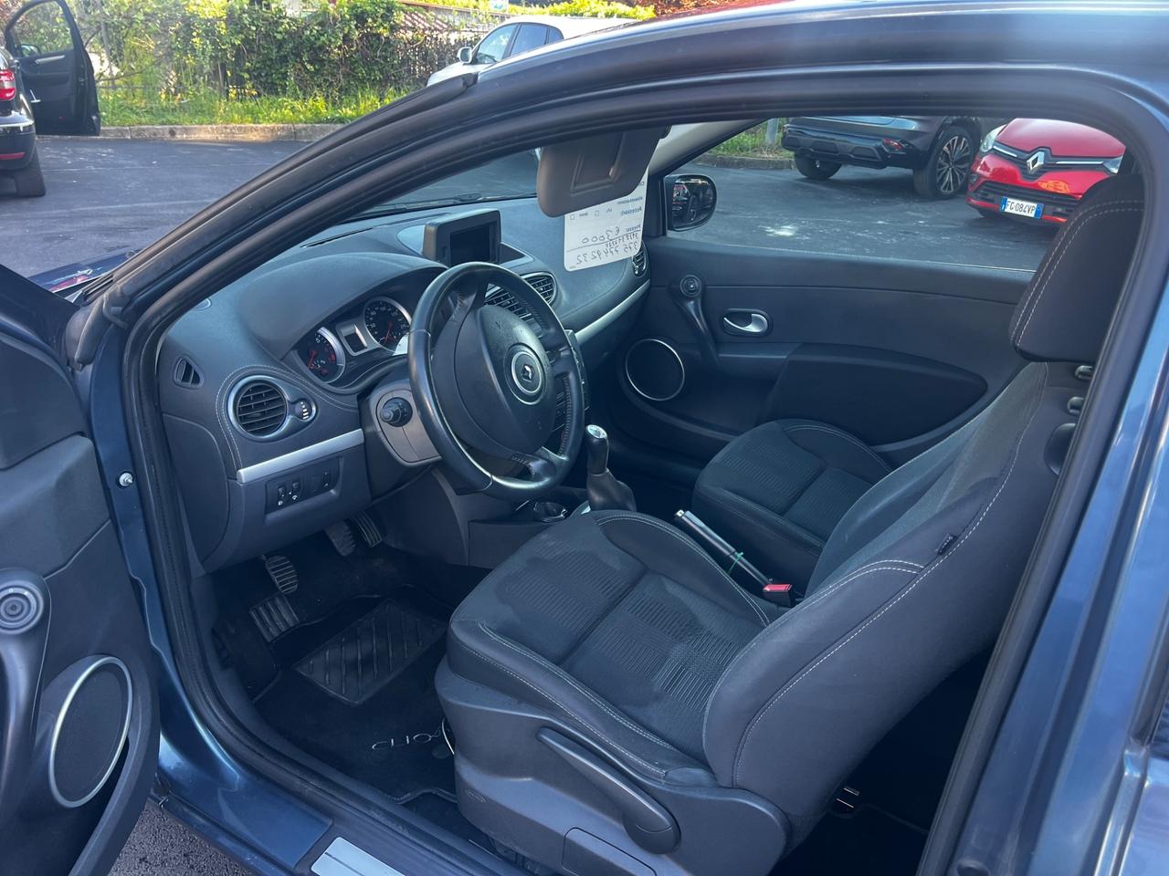 Renault Clio 1.2 16V 3 porte Yahoo!