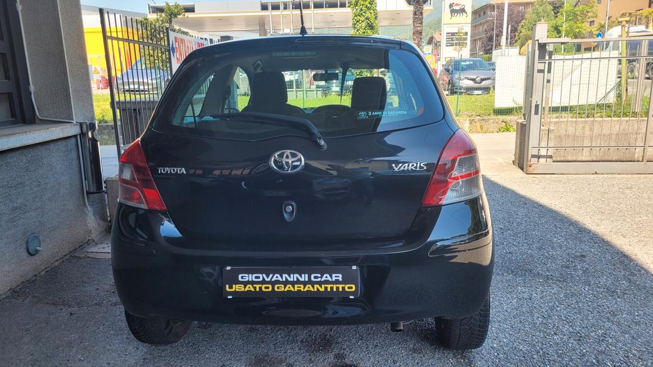 Toyota Yaris 1.4 D-4D DPF 3 porte Sol
