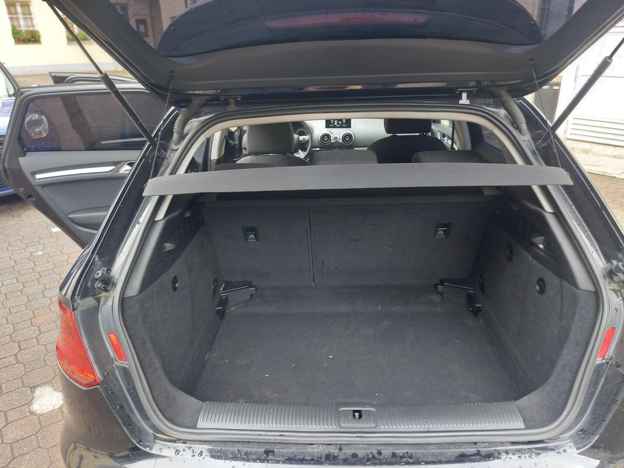 Audi A3 spback Ambiente 1.6 TDI dsg