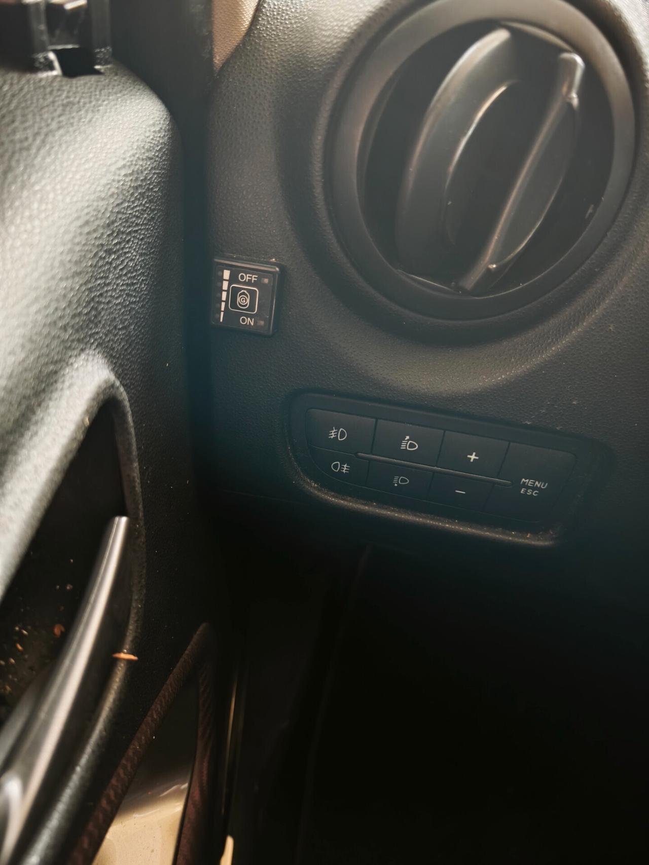 Alfa Romeo MiTo 1.4 T 120 CV GPL Distinctive Sport Pack