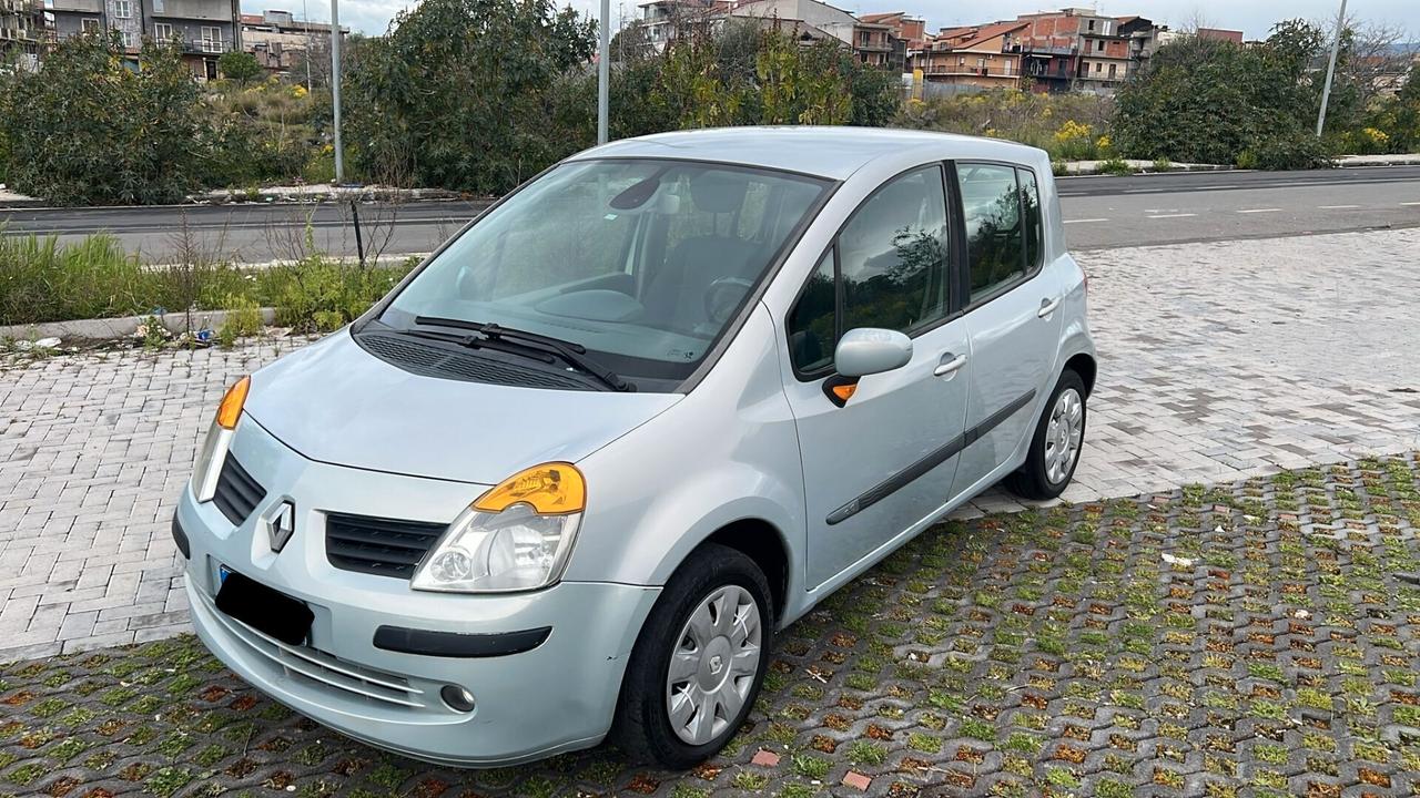 Renault Modus 1.5DCI 140000KM A-F-F-A-R-E