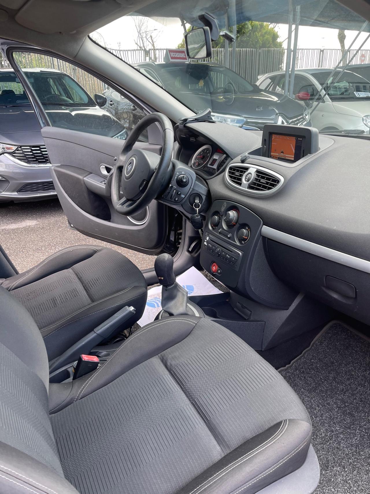 Renault Clio 1.2 16V 5 porte Luxe