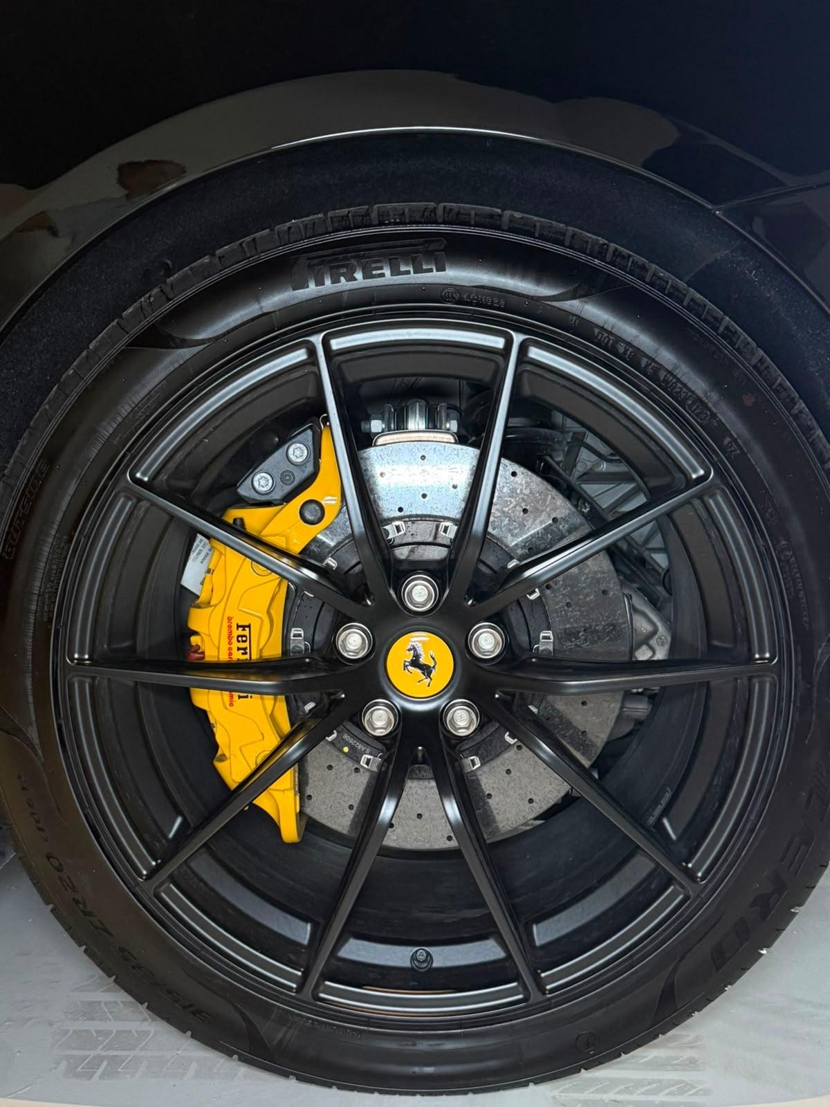 Ferrari 812 GTS 6.5 dct