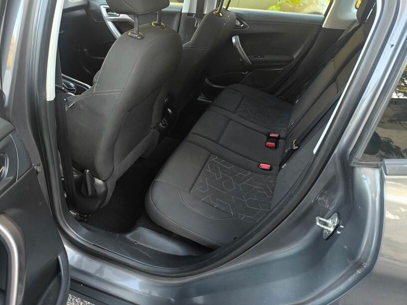 Peugeot 2008 1.4 HDi 68CV Access