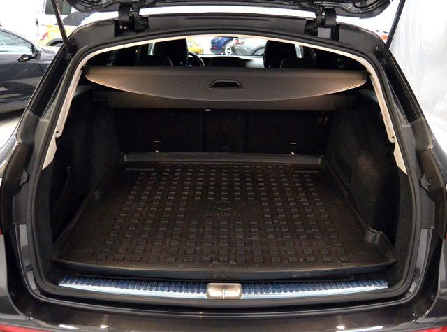 MERCEDES-BENZ E 220 d S.W. 4Matic Auto Premium "Km 67000-Iva Esposta"