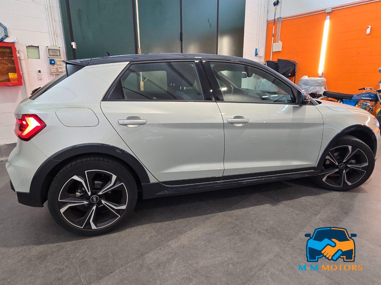 Audi A1 Allstreet 30 1.0 tfsi Identity Contrast 110cv s tronic