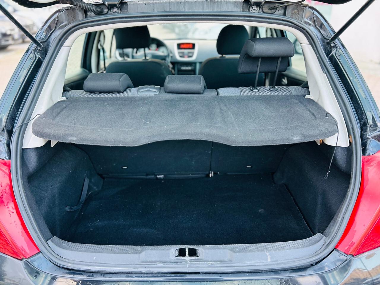 Peugeot 207 1.4 HDi 70CV FAP 5p. XS