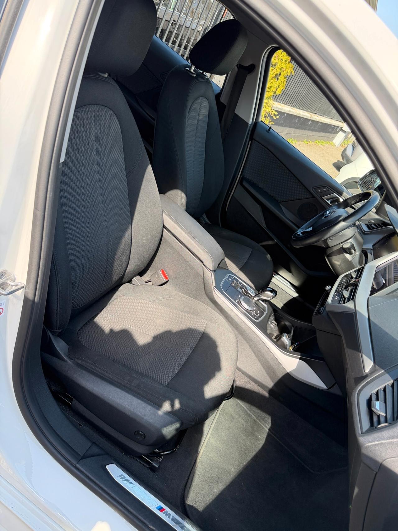 Bmw 116 116d 5p. Msport