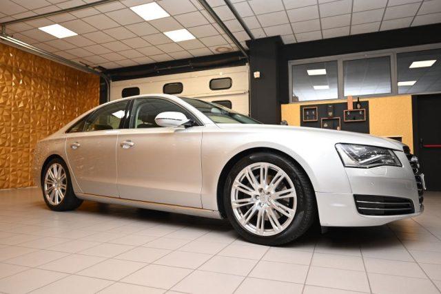 AUDI A8 V6 3.0 TDI Q.TIP.NAVI 20'BOSE TEL RISC.20"CAM FULL