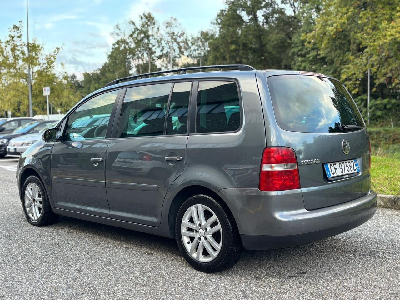 Volkswagen Touran 2.0 TDI 136CV 7POSTI Highline