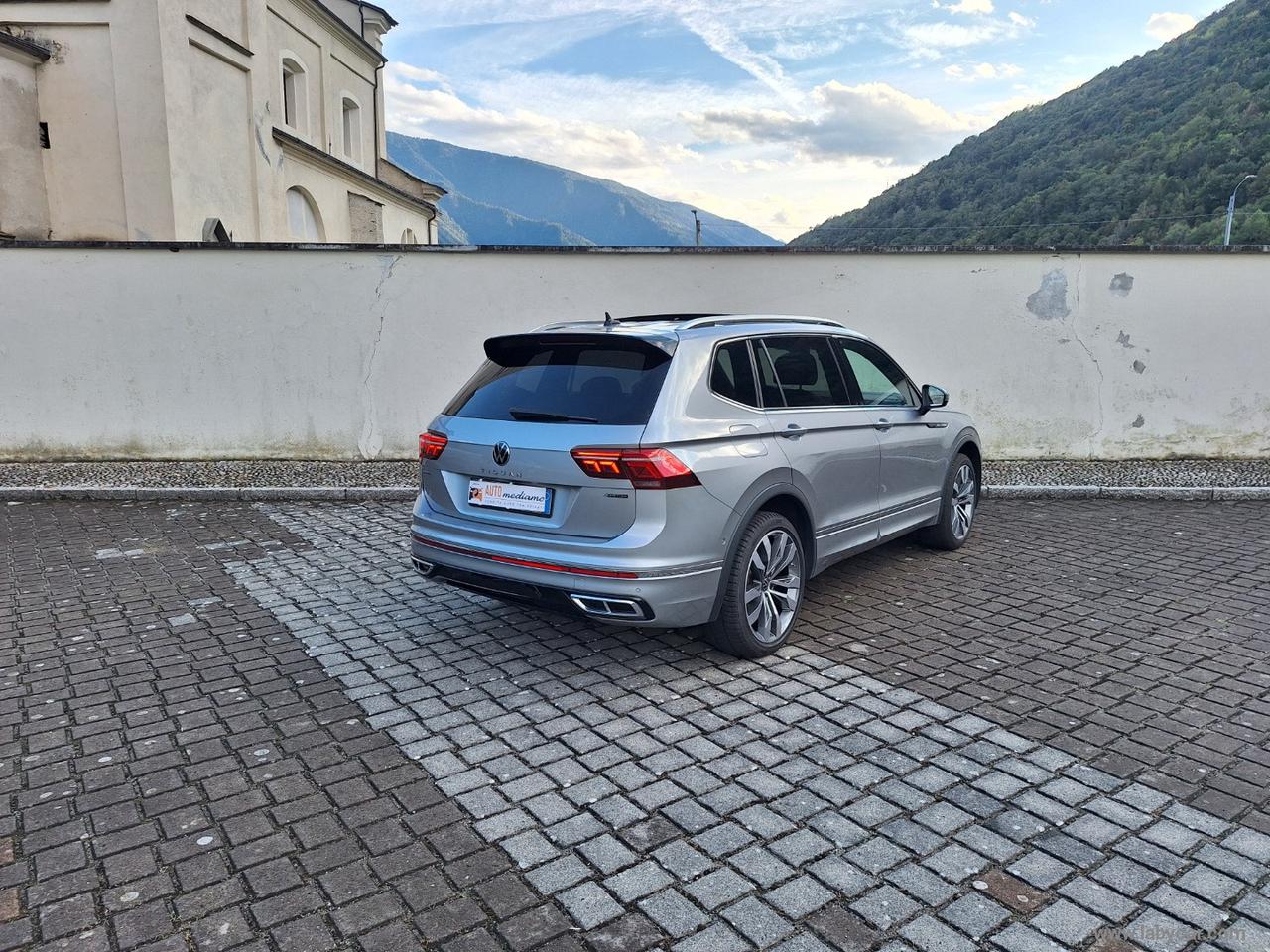 VOLKSWAGEN Tiguan Allsp. 4MOTION R-LINE TETTO PELLE