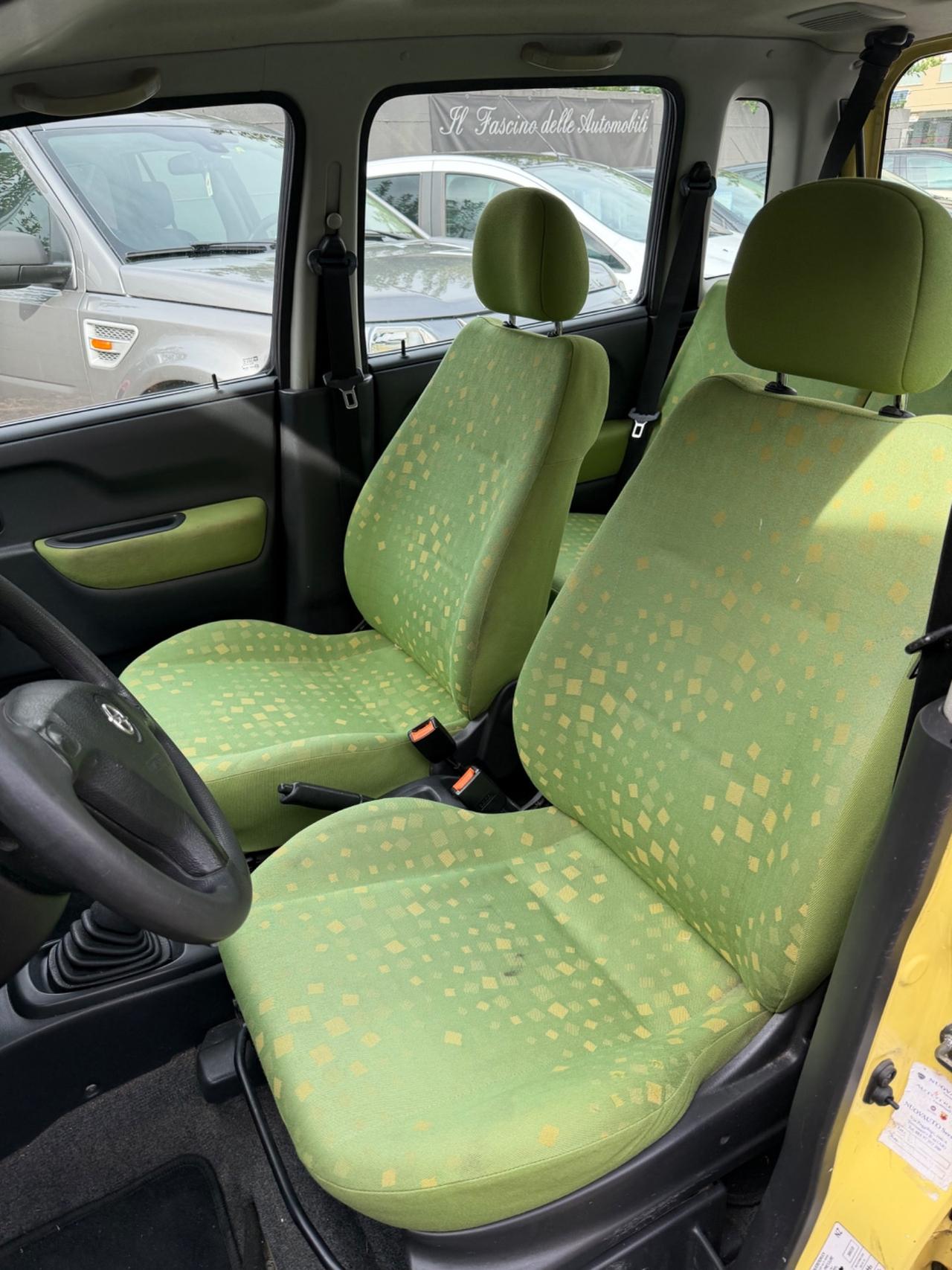 Opel Agila 1.0 12V Edition