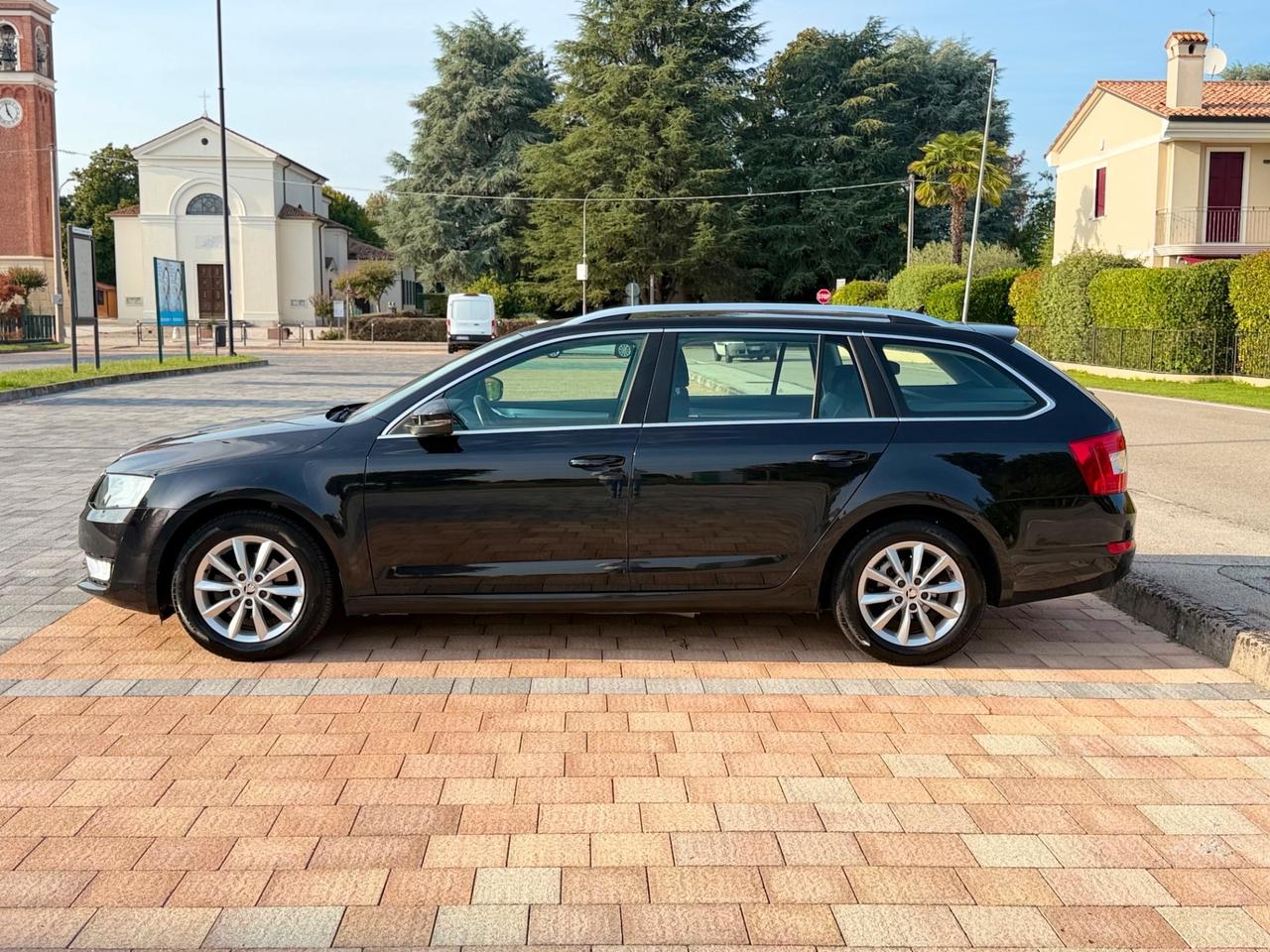 Skoda Octavia 1.6 TDI CR 110 CV Wagon Style e6