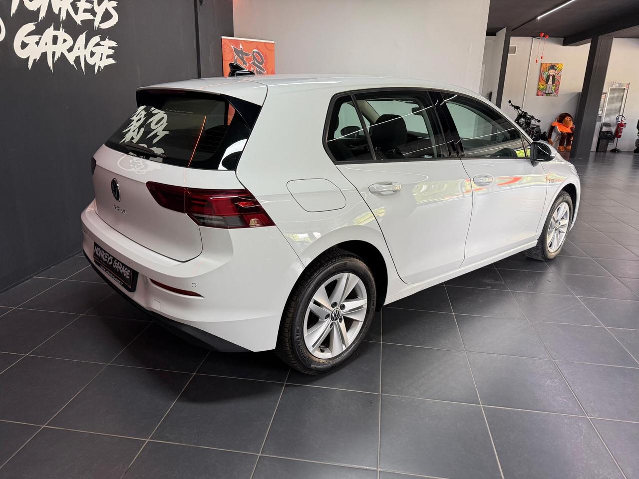 Volkswagen Golf 1.5 TSI ACT DSG 5p. Business BlueMotion Tech.