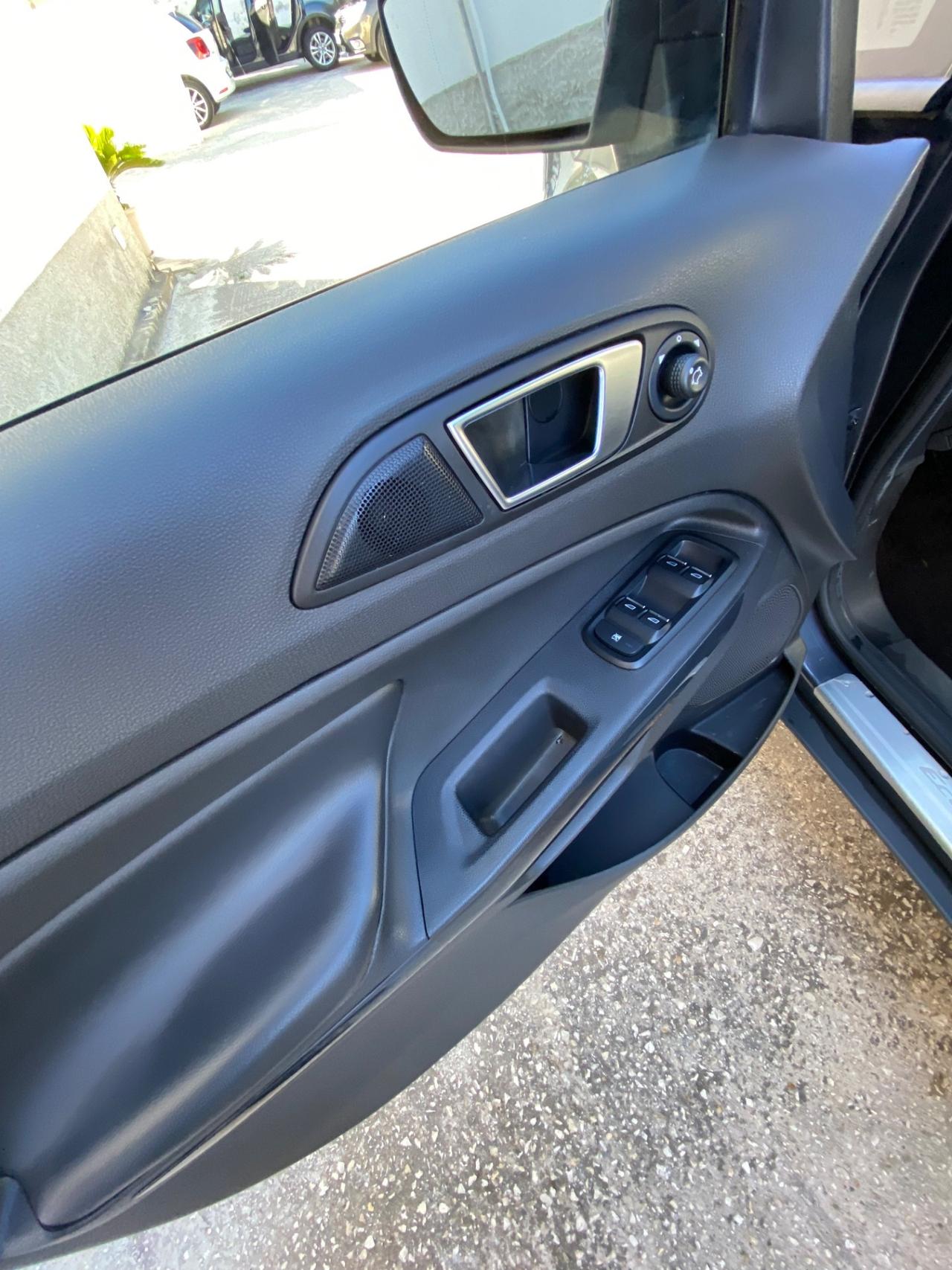 Ford EcoSport 1.5 TDCi 95 CV Titanium
