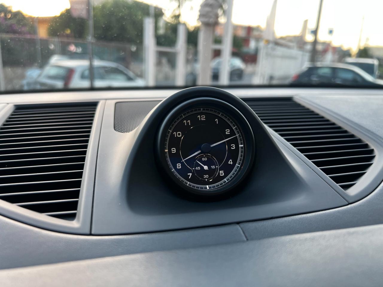 Porsche Macan 2.0 265- TOTAL BLACK-TETTO-2022