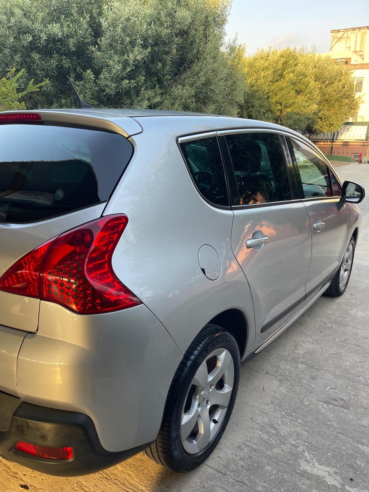 Peugeot 3008 1.6 HDi 112CV Business