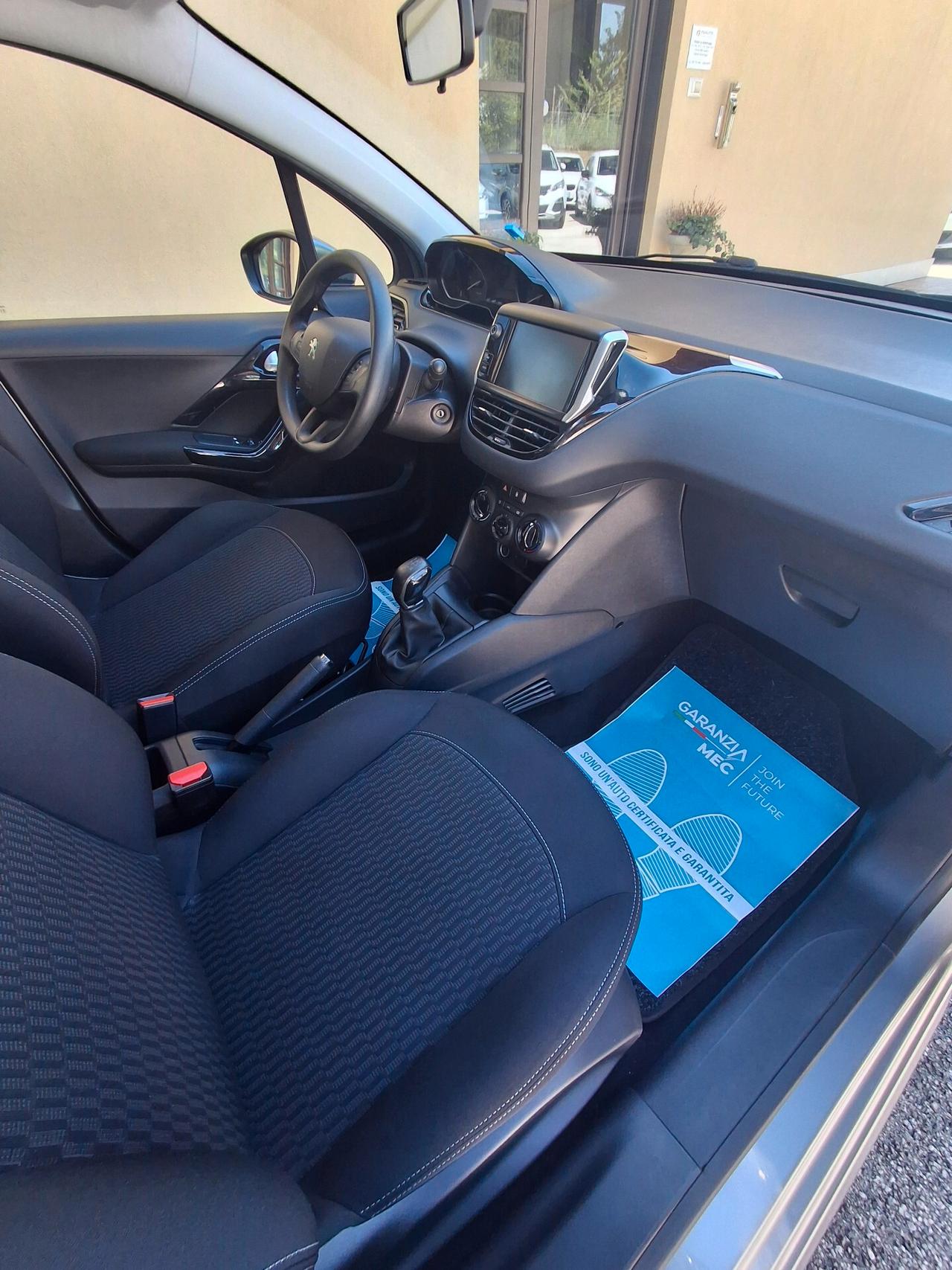 Peugeot 208 PureTech 82 5 porte Allure