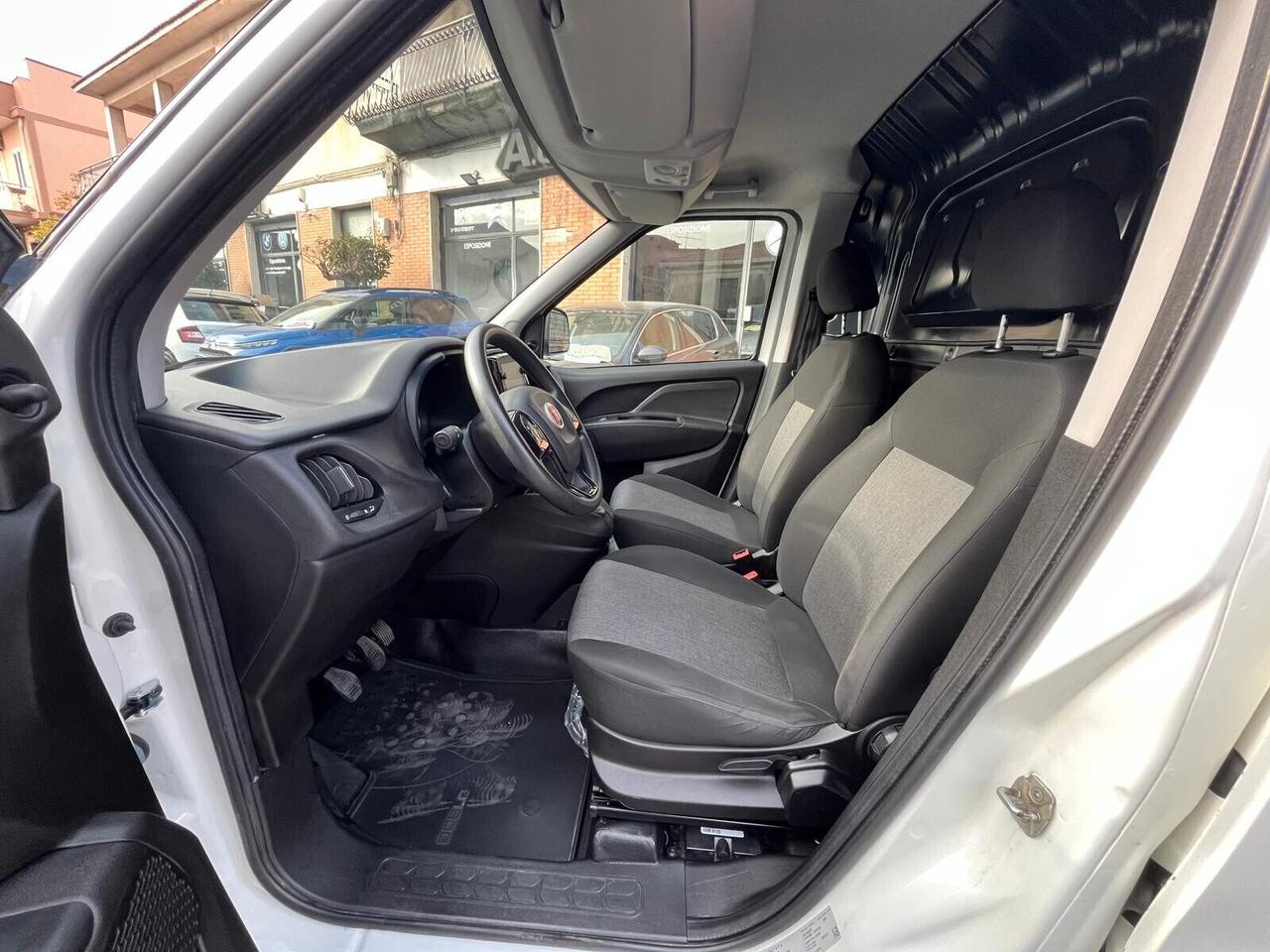 Fiat Doblo 1.6 MJT 105CV PL-TN Cargo MAXI Lounge DOPPIA PARTE LATERALE